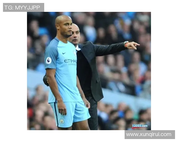 足球明星签名的独特风格与背后故事揭秘 足球明星签名的独特风格与背后故事揭秘